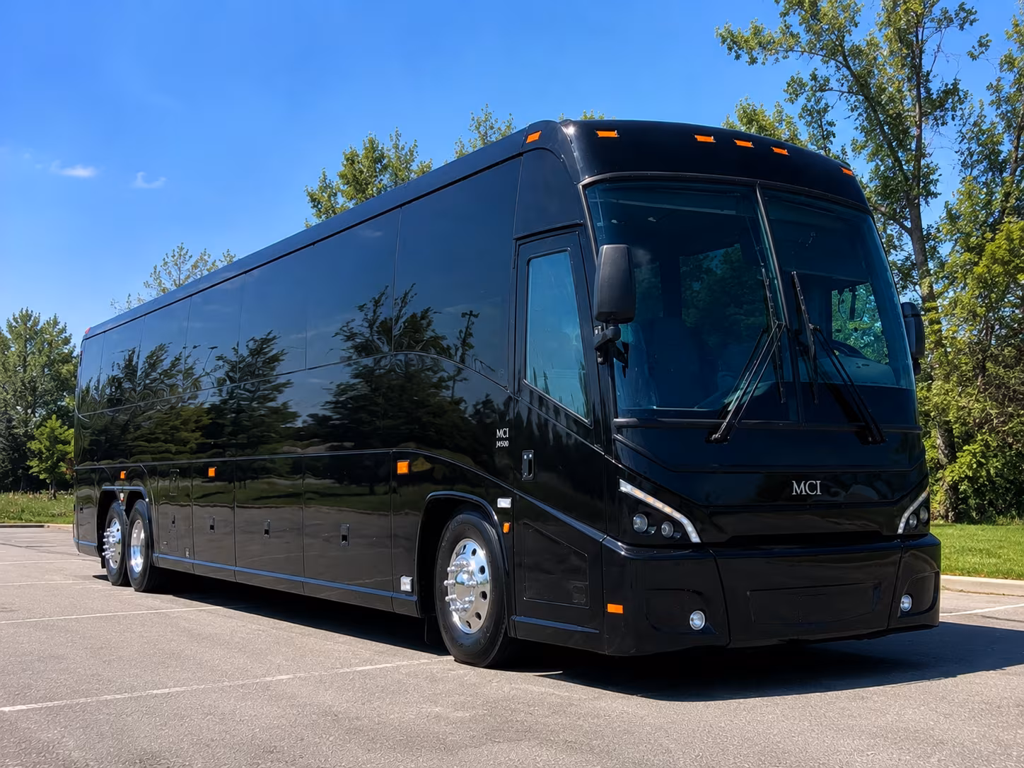 lafayettecoachbuscompany com helps you find the right bus for plantation and bayou venue weddings