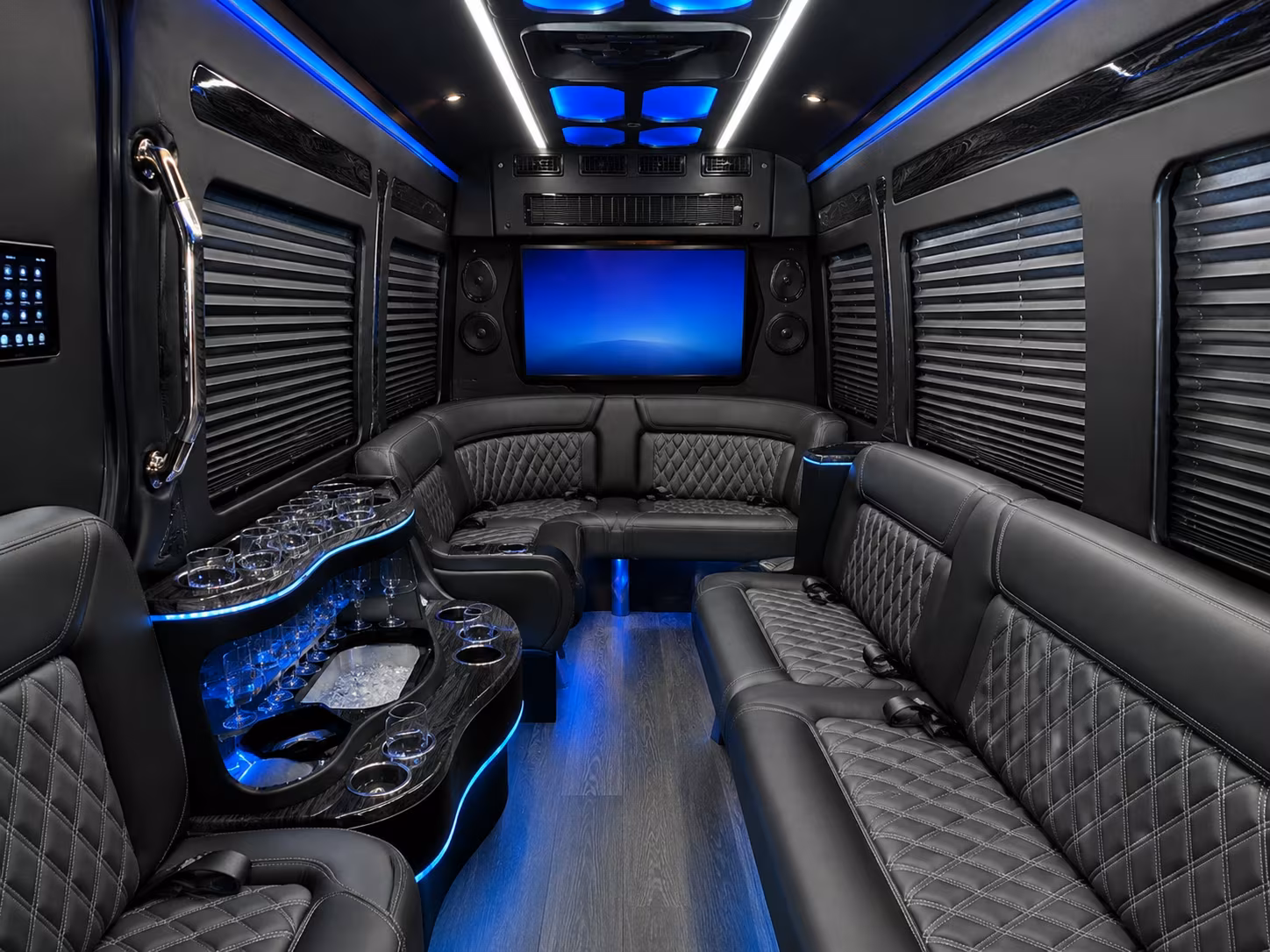 lafayettecoachbuscompany com makes finding airport transfers to lft fast and easy